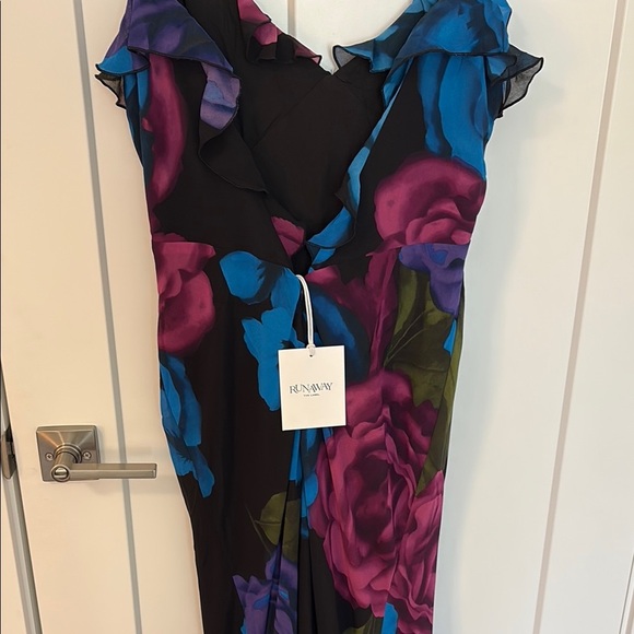 Petal & Pup Black Floral Maxi Dress - Picture 8 of 12